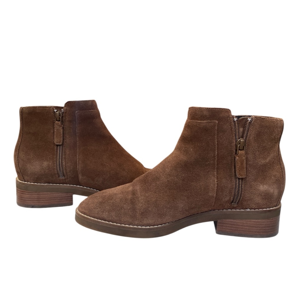 Women's Cole Haan Rene Ankle Bootie Bison Suede
Brown Suede size 8B - Picture 7 of 10